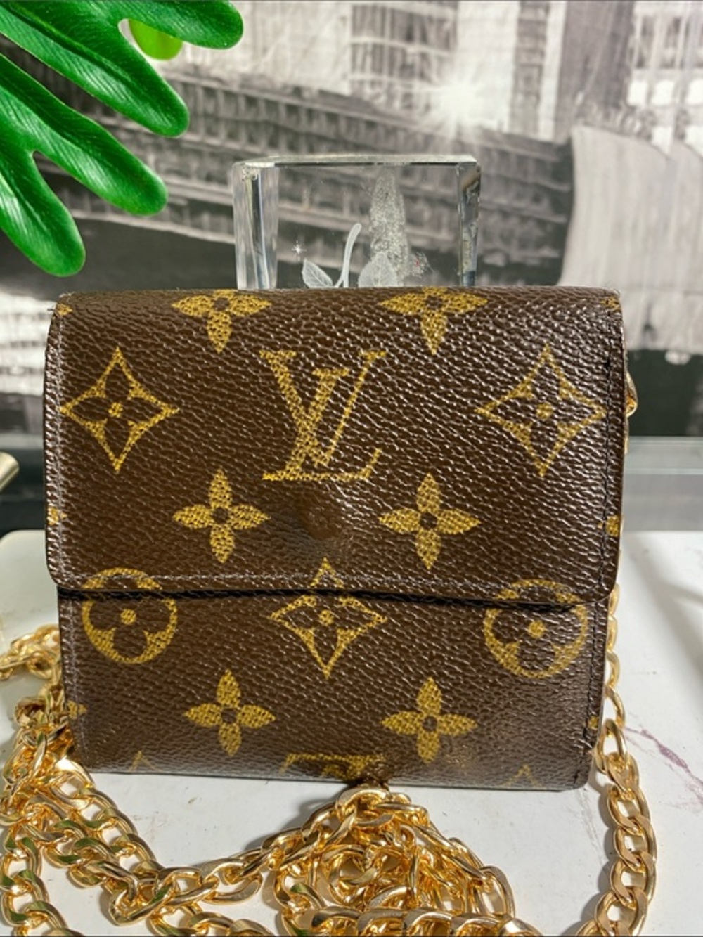 Authentic Vintage Louis Vuitton Monogram Elise Flap Closure Wallet